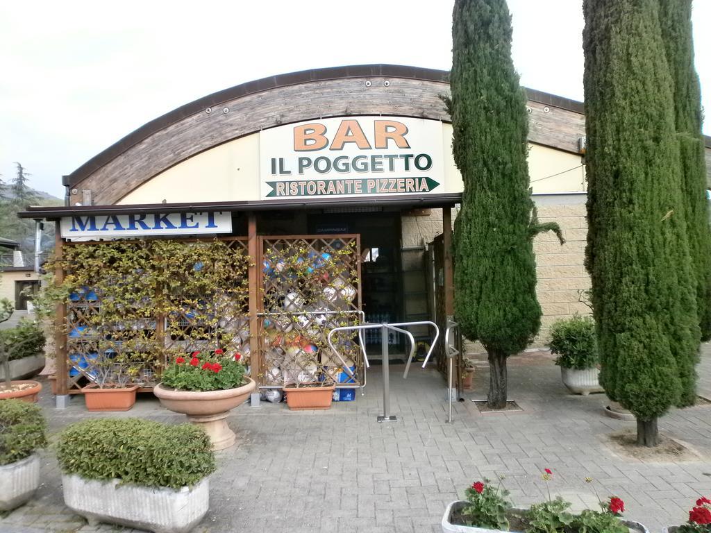 Camping Village Il Poggetto Troghi المظهر الخارجي الصورة
