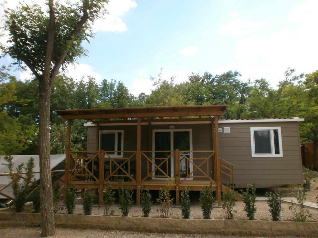 Camping Village Il Poggetto Troghi المظهر الخارجي الصورة